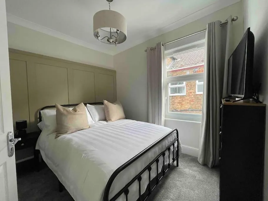 Driftwood House - Seaside House Entire Property Cleethorpes United Kingdom